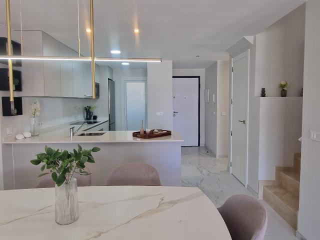 Apartamentos de obra nueva en Torrevieja – ¡inversión ideal y calidad de vida!