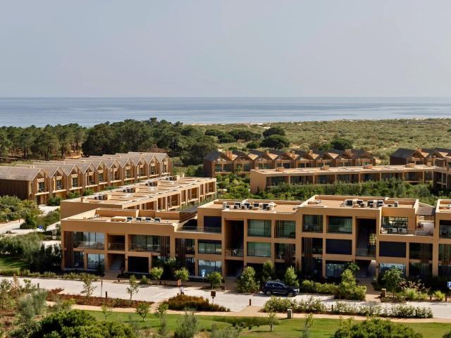 Apartamentos de Luxo T4 no Algarve – Natureza, Conforto e So. 243m² Altura