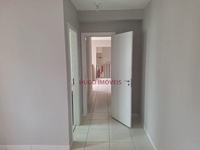 Apartamentos locação na Vila Industrial: 2 quartos, 1 suíte, 2 salas, 2 banheiros, 1 vaga de garagem e 65m² de área em São José dos Campos SP!