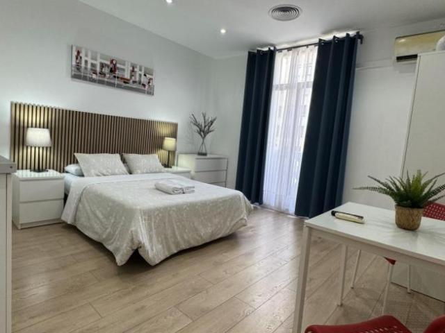 Apartamentos Madrid Madrid 103283091