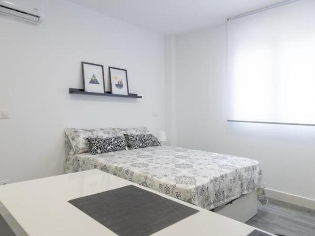Apartamentos Madrid Madrid ES103283027