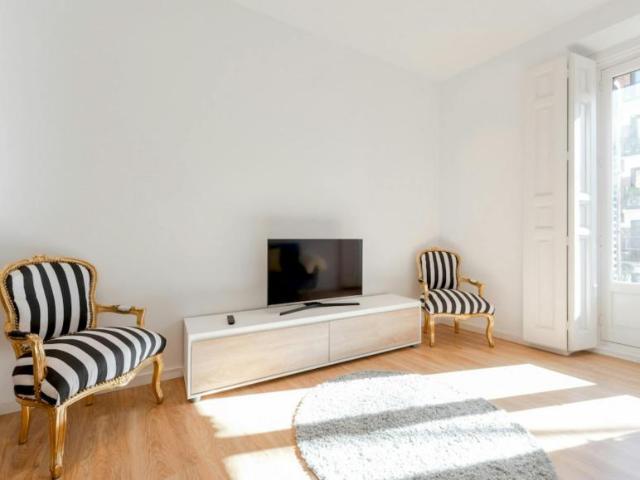 Apartamentos Madrid Madrid ES103696139