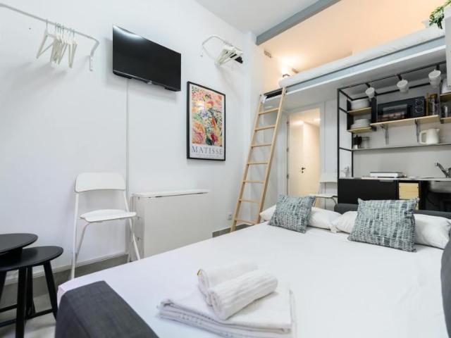 Apartamentos Madrid Madrid ES104068764