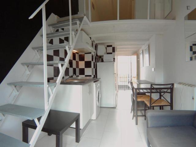 Apartamentos Madrid Madrid ES104682083
