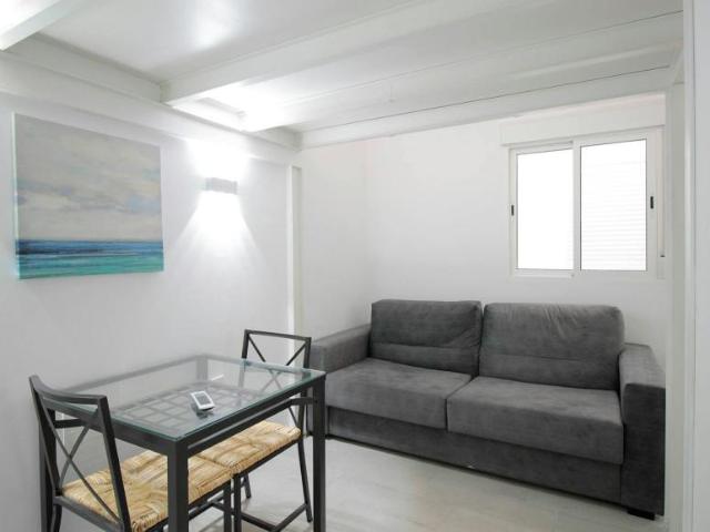 Apartamentos Madrid Madrid ES104784328