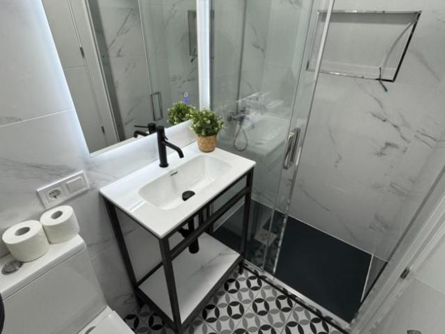Apartamentos Madrid Madrid ES104711900