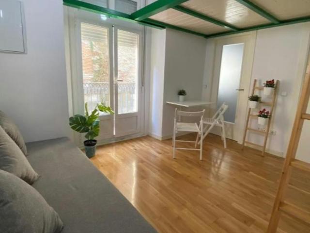 Apartamentos Madrid Madrid ES105025726