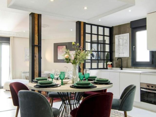 Apartamentos Madrid Madrid ES105686501