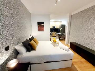 Apartamentos Madrid Madrid ES97882753