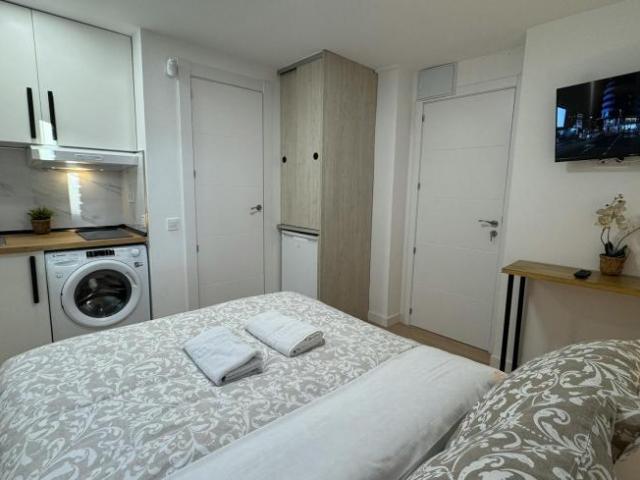 Apartamentos Madrid Madrid ES99342816