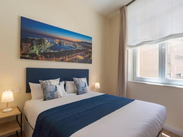 Apartamentos Málaga Málaga ES104937864
