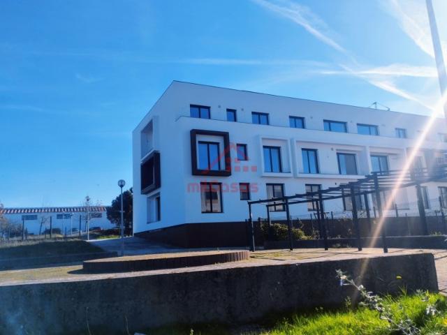 Apartamentos NOVOS com Piscina na Cobertura, a 30 minutos de Lisboa!