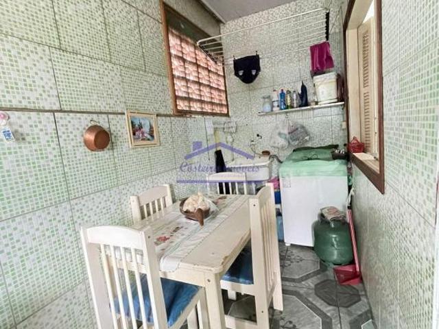 Apartamentos + Pontos comerciais