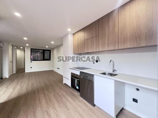 Apartamento T2 mobilado e equipado em S. Vicente Braga