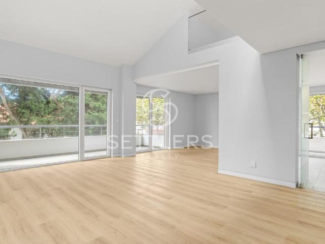 Apartamento T3+1 Carcavelos 178m² Carcavelos e parede