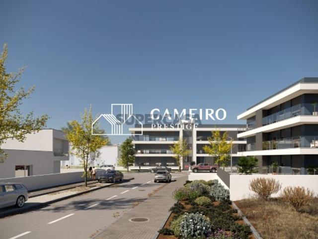 Apartamentos T3 Novos Parceiros, Leiria