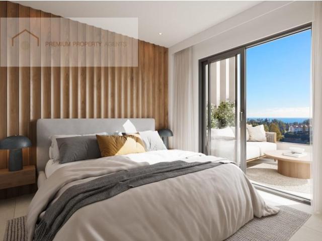 Apartamentos y áticos con vistas al mar en Cala Mijas
