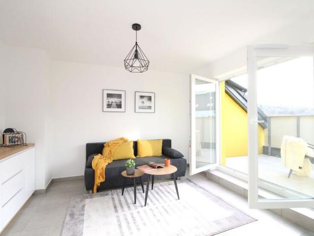 Apartamencik z pięknym tarasem