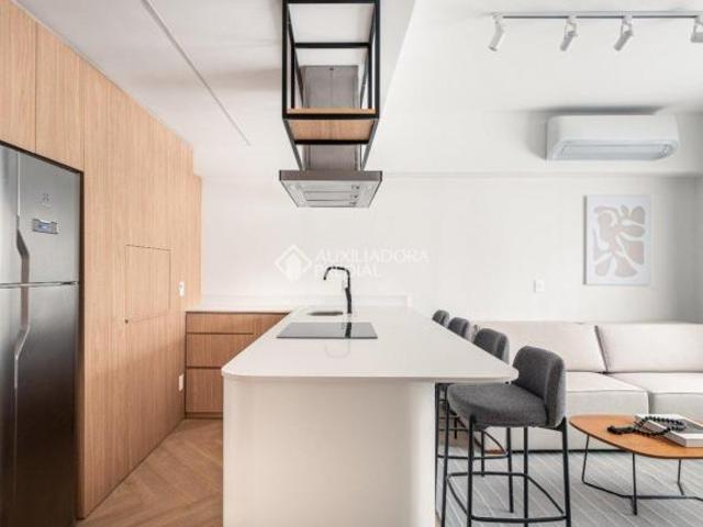 Apartameno mobiliado