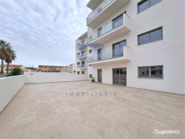 Apartartamento T3 em construção sito na praia da Gala, Figue. 262m² São Pedro
