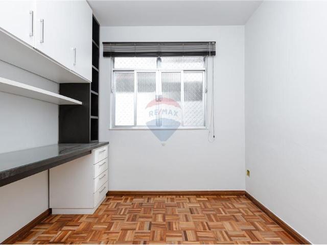 Apartemento 3 quartos com suíte, reformado e com planejados no Cascatinha, Juiz de Fora/MG