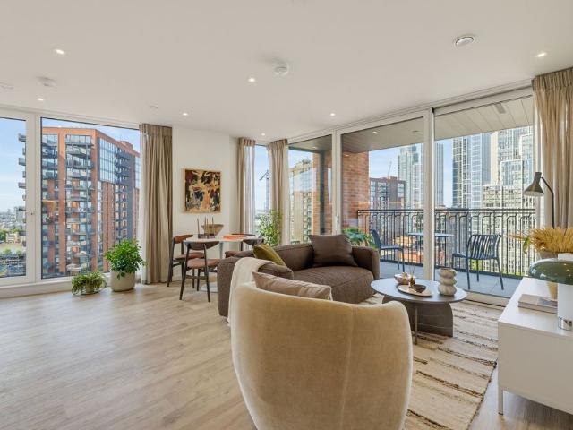 Apex One, Nine Elms, London SW8, 2 bed flat to rent, £3,530 pcm | PrimeLocation