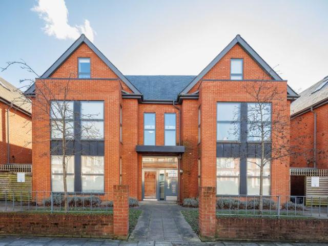 Apex Apartments, Culverley Road SE6, 2 bed flat to rent, £1,980 pcm | PrimeLocation