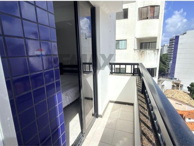 Apê na Pituba: 1/4, 50m² com varanda, mobiliado!