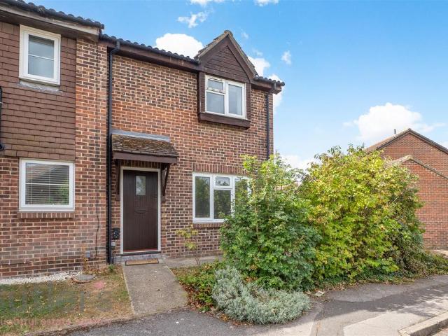 Apeldoorn Drive, Wallington 3 bed house to rent £1,900 pcm £438 pw
