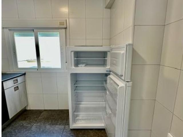 APIHOUSE ALQUILA PISO DE DOS DORMITORIOS EN ZONA CENTRO EN SANTA OLALLA