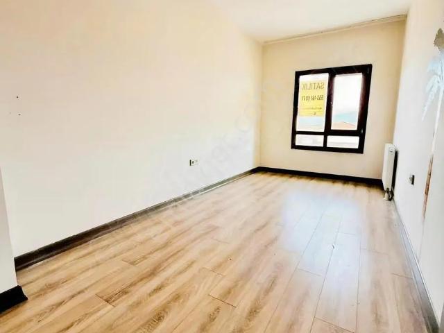 Aplus Gayrımenkulden Tire Toki De Kiralık 2+1