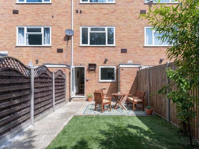 Aplin Way, Isleworth TW7, 4 bed terraced house to rent, £3,000 pcm | PrimeLocation