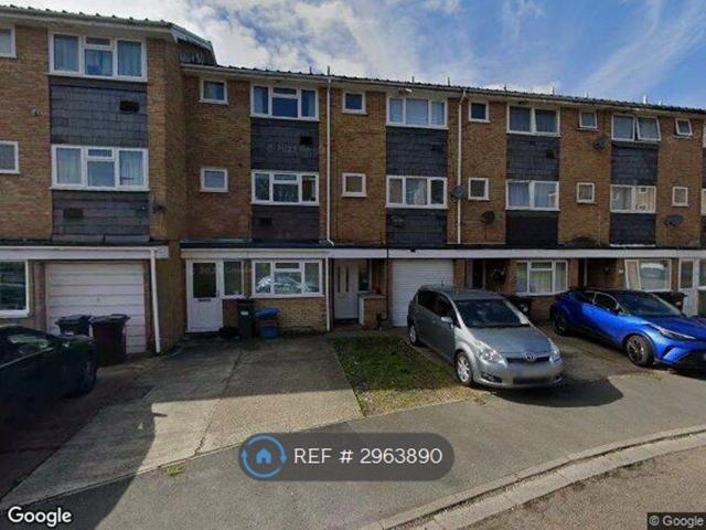 Aplin Way, Isleworth TW7, 4 bed terraced house to rent, £2,450 pcm | PrimeLocation