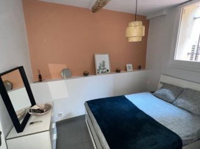 Appt au PANIER T2 Rdc+ Cours Privée