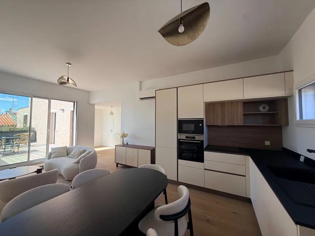 Appt T4 duplex terrasse PONT DES DEMOISELLES