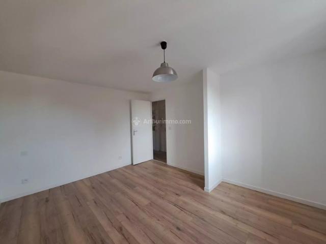 Appt T3 neuf avec parking couvert