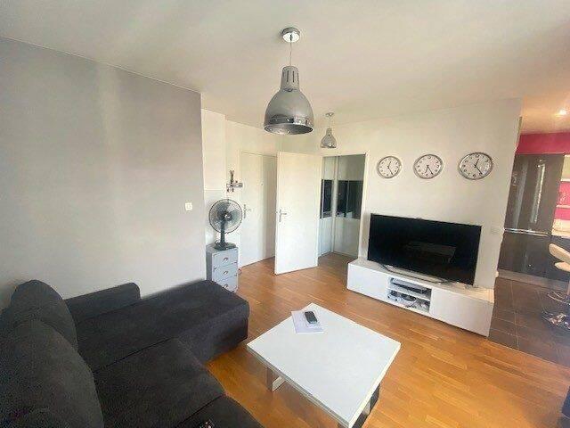 Appt 2 pièces de 45,67 m² + terrasseéces