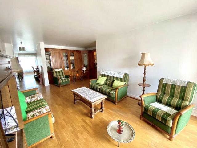 Appt 6 P OU 2 APPTS 3 P – Vente à Terme Libre – Saint Denis – Porte de Paris