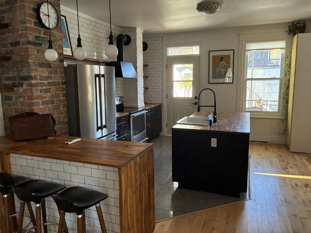 App. De 3 Chambres Quartier St Sauveur
