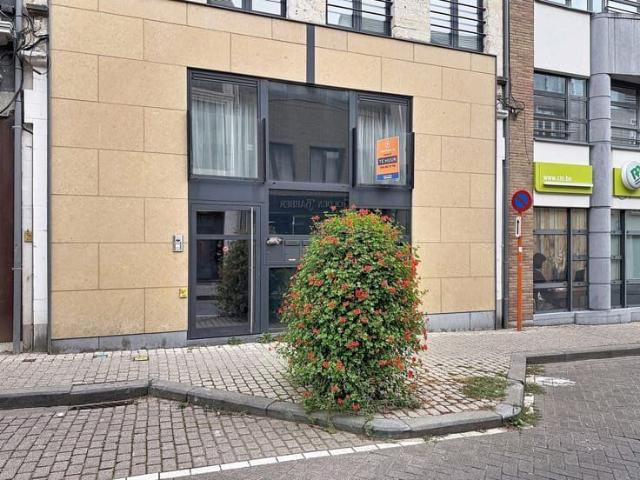 App met 2 slpks, tuin én autostaanplaats