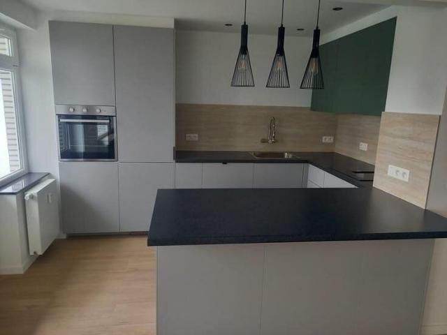 App rénové 85m²,2ch+ terrasse, proche OTAN & institutios UE