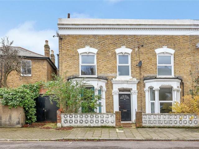 Appach Road, London, SW2 2HJ, United Kingdom | 4 bed house for rent #136497806 | Rentberry