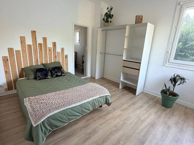 Apparemment/maison avec jardin et cheminée