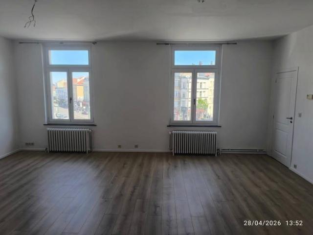 Appart. 2 ch. lumineux, parquet, Schaerbeek