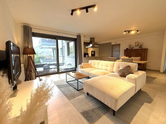 Appart 2ch 75 m², terrasse SUD, 2 empl. parking ext