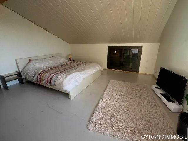 Appart de 78 m2 en duplex, 2 chs, garage, place de parking, BERGERAC