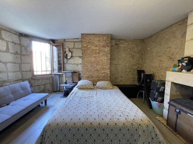 APPART DE CHARME 2 PIECES / 57 m² / HYPER CENTRE PERIGUEUX