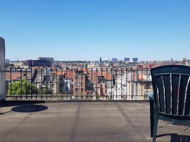 Appart Duplex 8 pc 4 ch 150m², terrasse, Saint Gilles