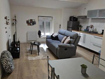 APPART T2 DERNIER ETAGE