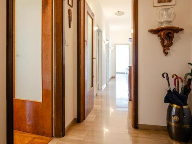 Appartamento 3 camere da letto, Bologna Bologna 40129 DLS101840881